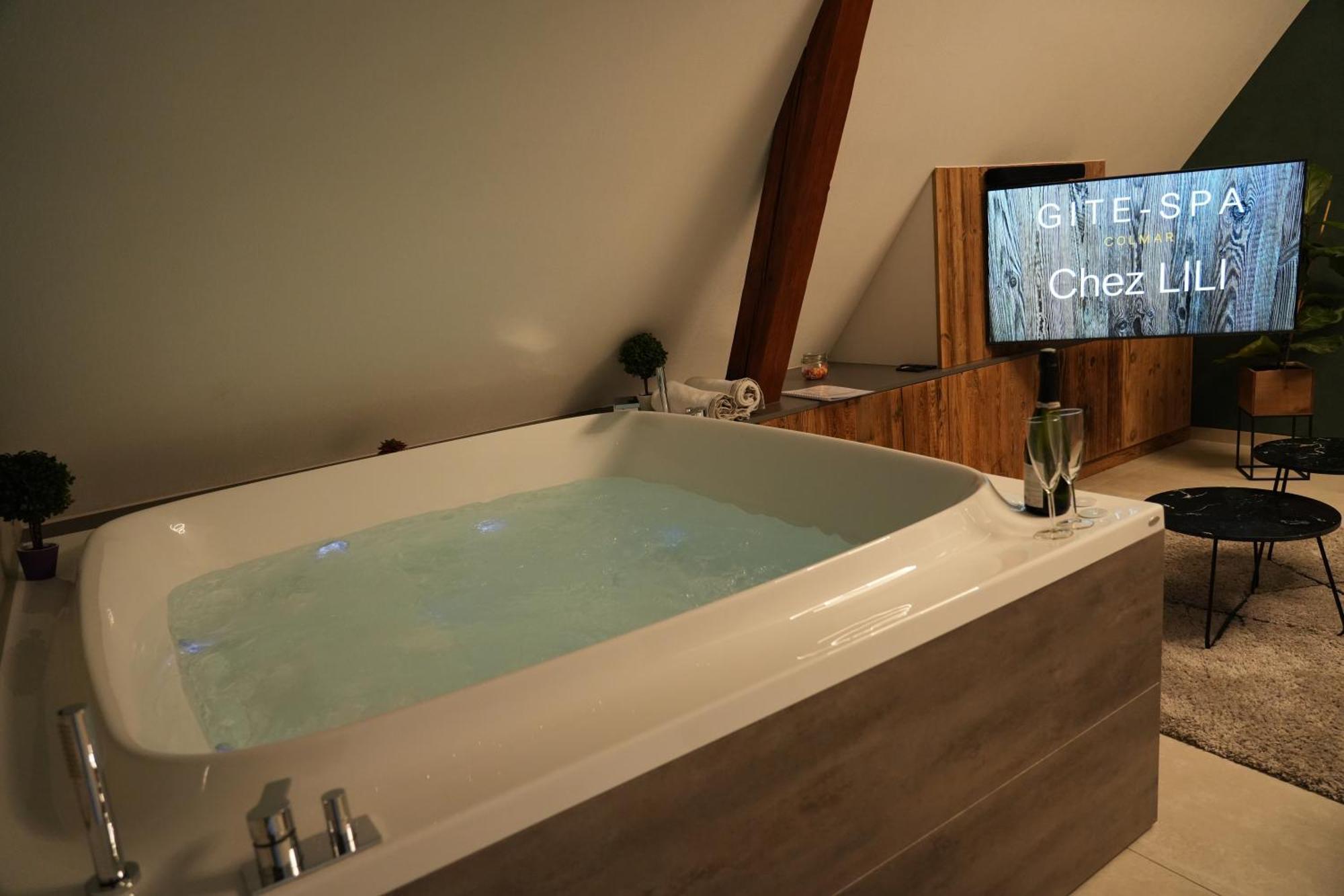 Gite Spa L'Atelier Emile - Spa Privatif - 5 Min Colmar Sainte-Croix-en-Plaine Ngoại thất bức ảnh