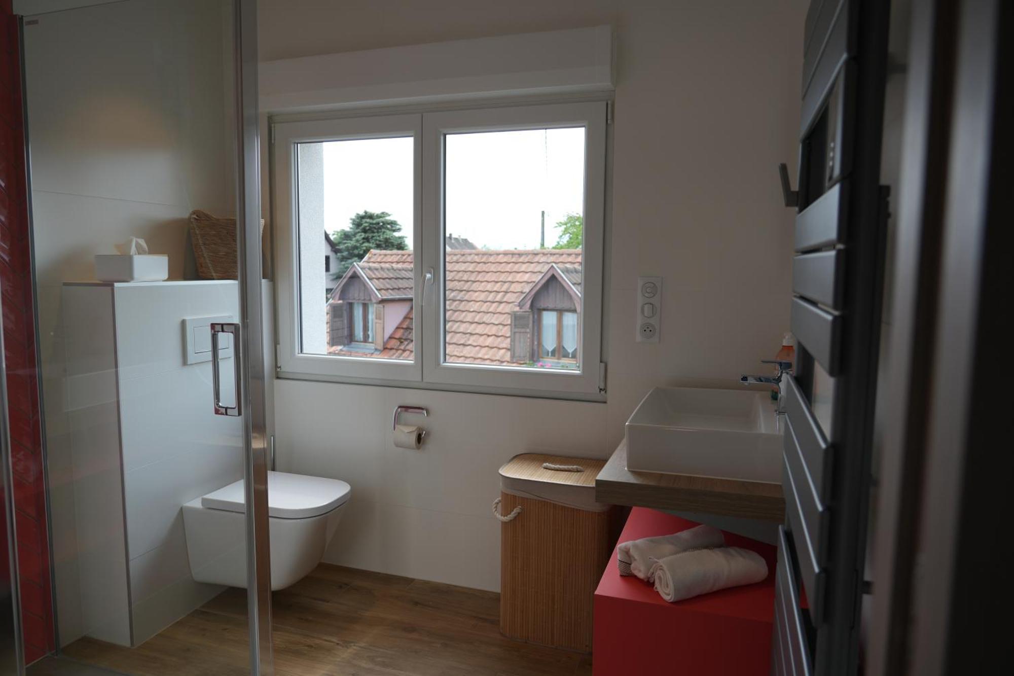 Gite Spa L'Atelier Emile - Spa Privatif - 5 Min Colmar Sainte-Croix-en-Plaine Phòng bức ảnh